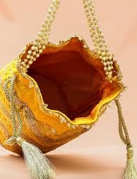 Bright Gold Purse With Chain